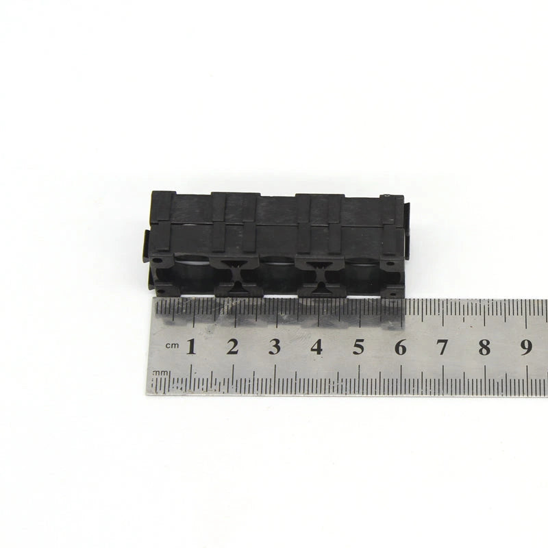 Simple battery holder SEQURE 1x3 for 21700